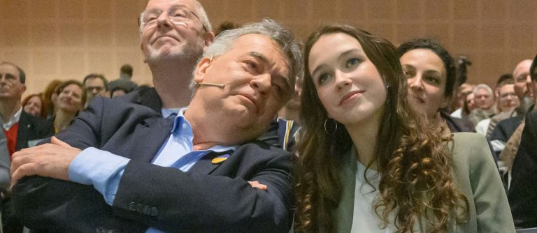 Vizekanzler und Grünen-Bundessprecher Werner Kogler mit Lena Schilling, Spitzenkandidatin für die EU-Wahl