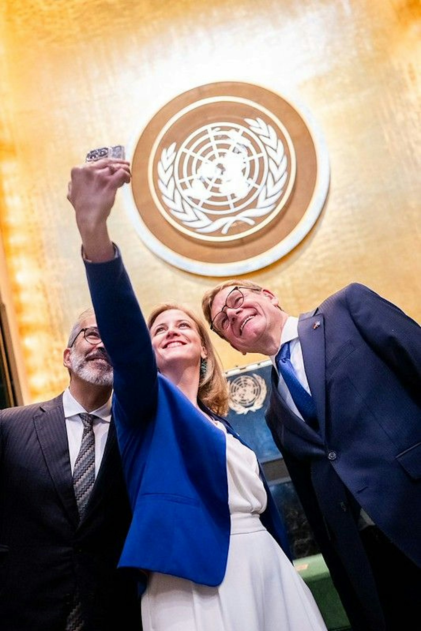 Paulo Rangel (Portugal), Beate Meinl-Reisinger, Johann Wadephul (Deutschland): Einer der drei hatte nach dem Selfie nicht mehr viel zu lachen 